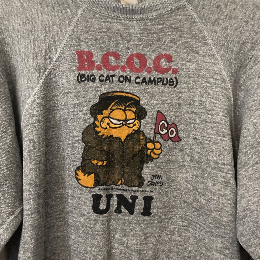 VINTAGE Garfield Sweatshirt